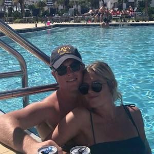 Meet your Posher, Logan